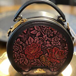 Red Rose Vintage Patterned Round Handbag